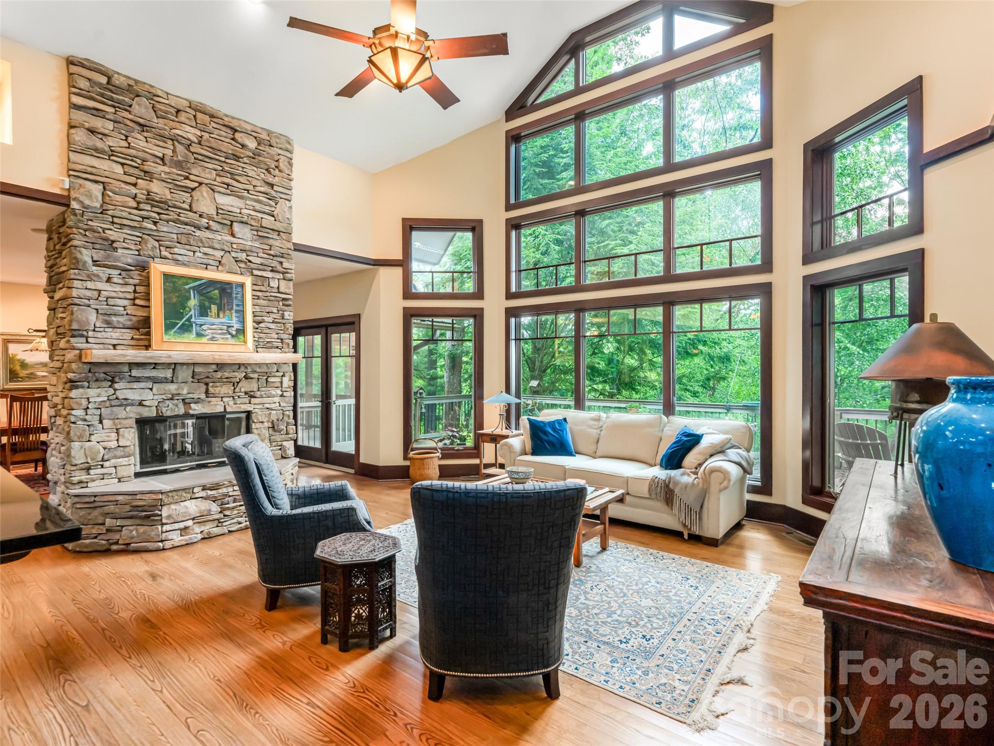 935 Whites Lake Boulevard Saluda NC 28773