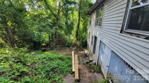 160 Cleveland Road Tryon NC 28782