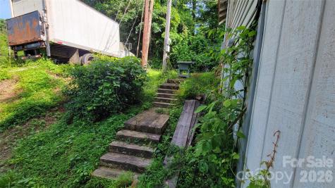 160 Cleveland Road Tryon NC 28782