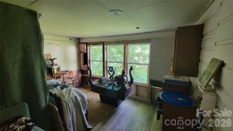 160 Cleveland Road Tryon NC 28782