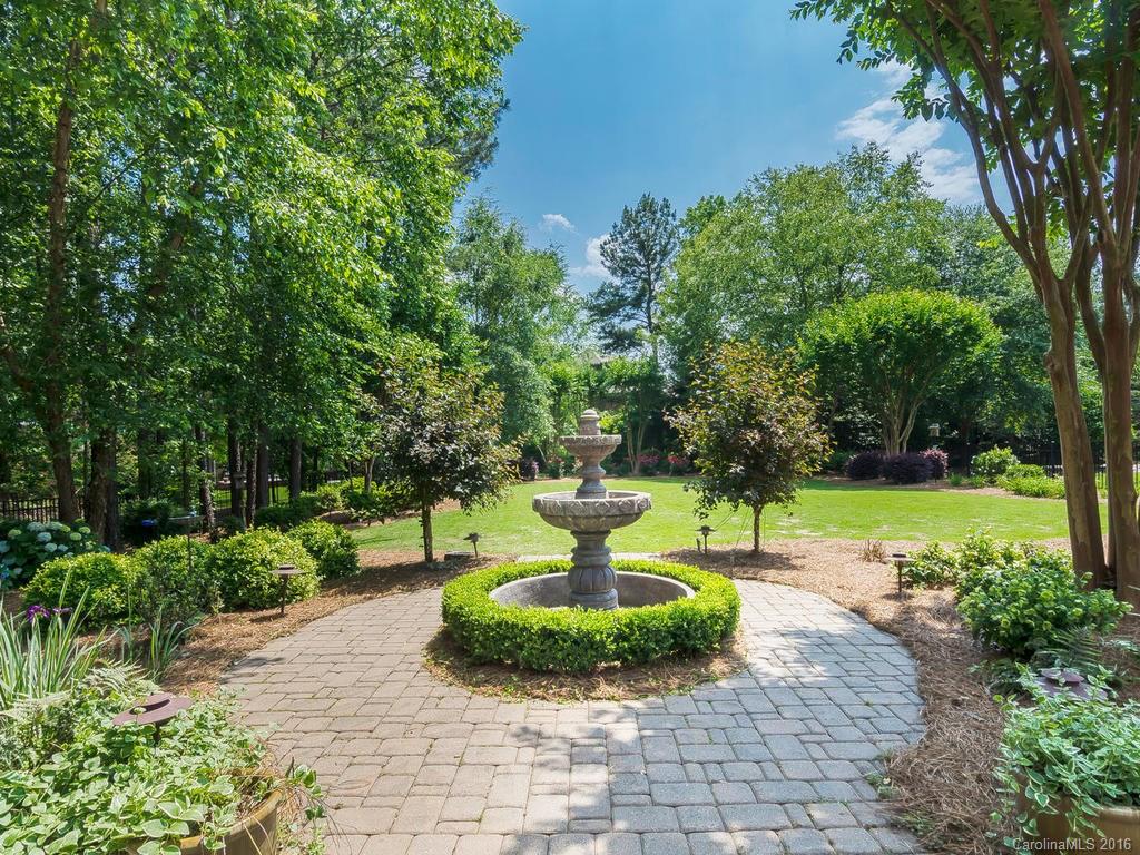 6328 Pepperwich Place Charlotte NC 28277