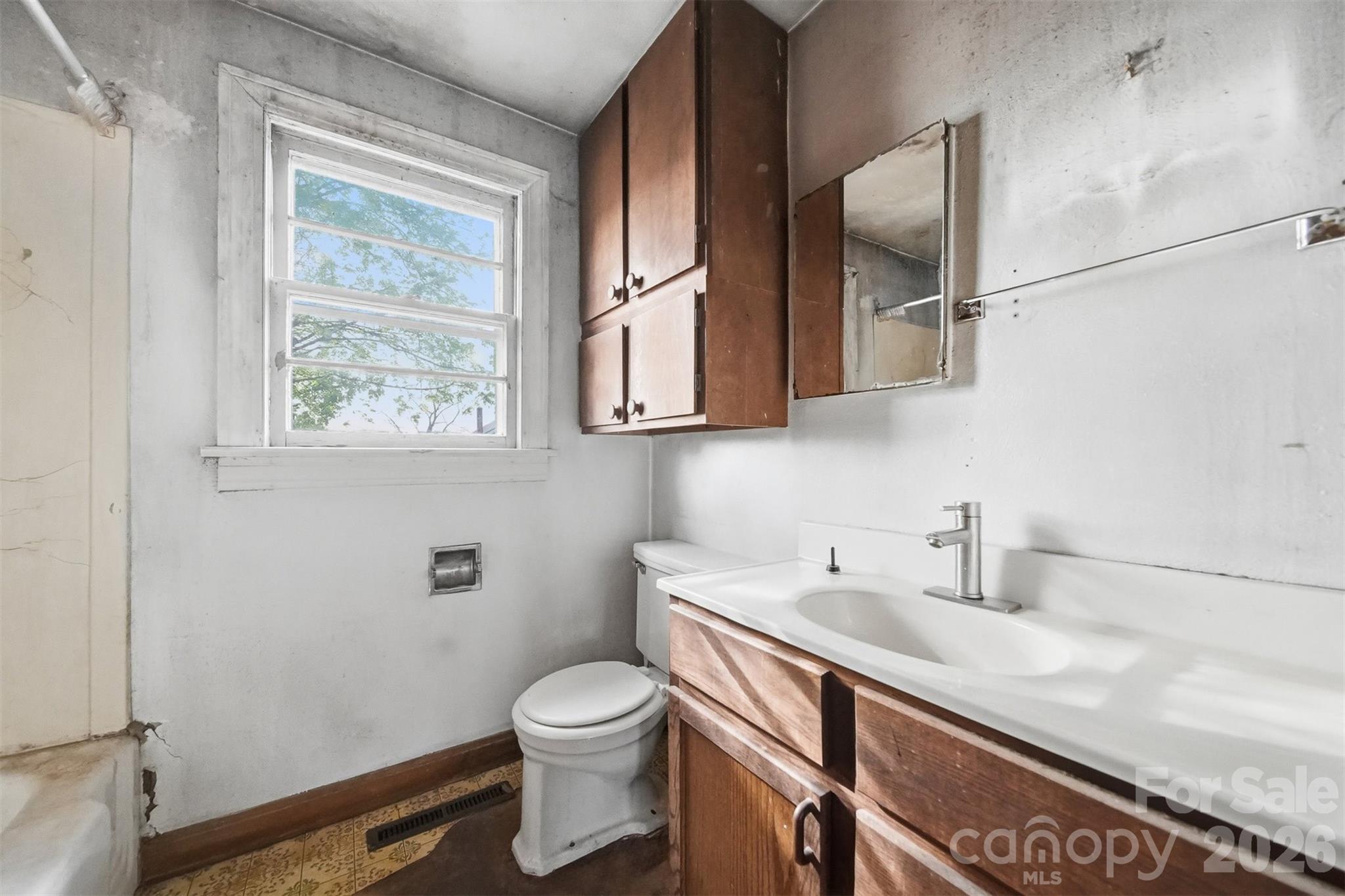 2610 20th Street Lane NE Hickory NC 28601