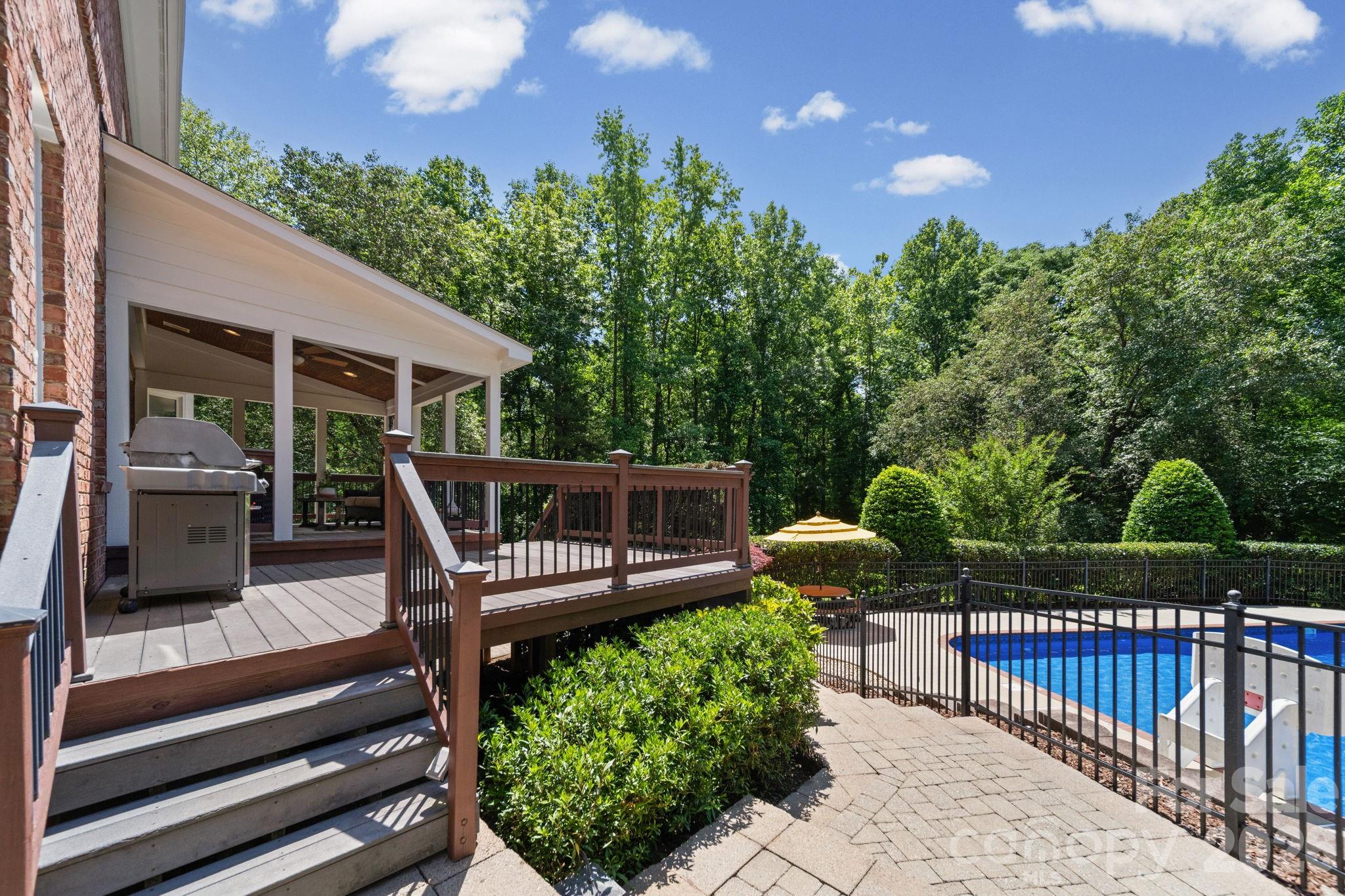 6746 Wynfaire Lane Charlotte NC 28210