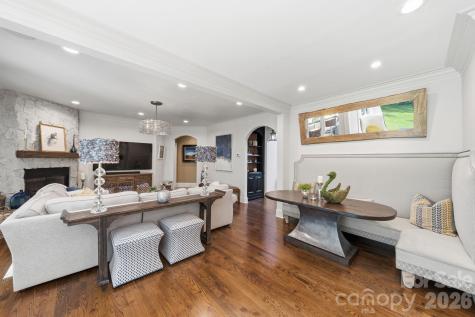 6746 Wynfaire Lane Charlotte NC 28210