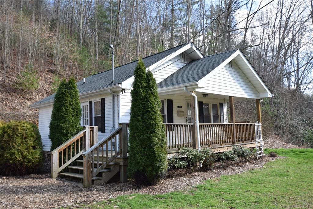 32 Duncan Drive Bakersville NC 28705