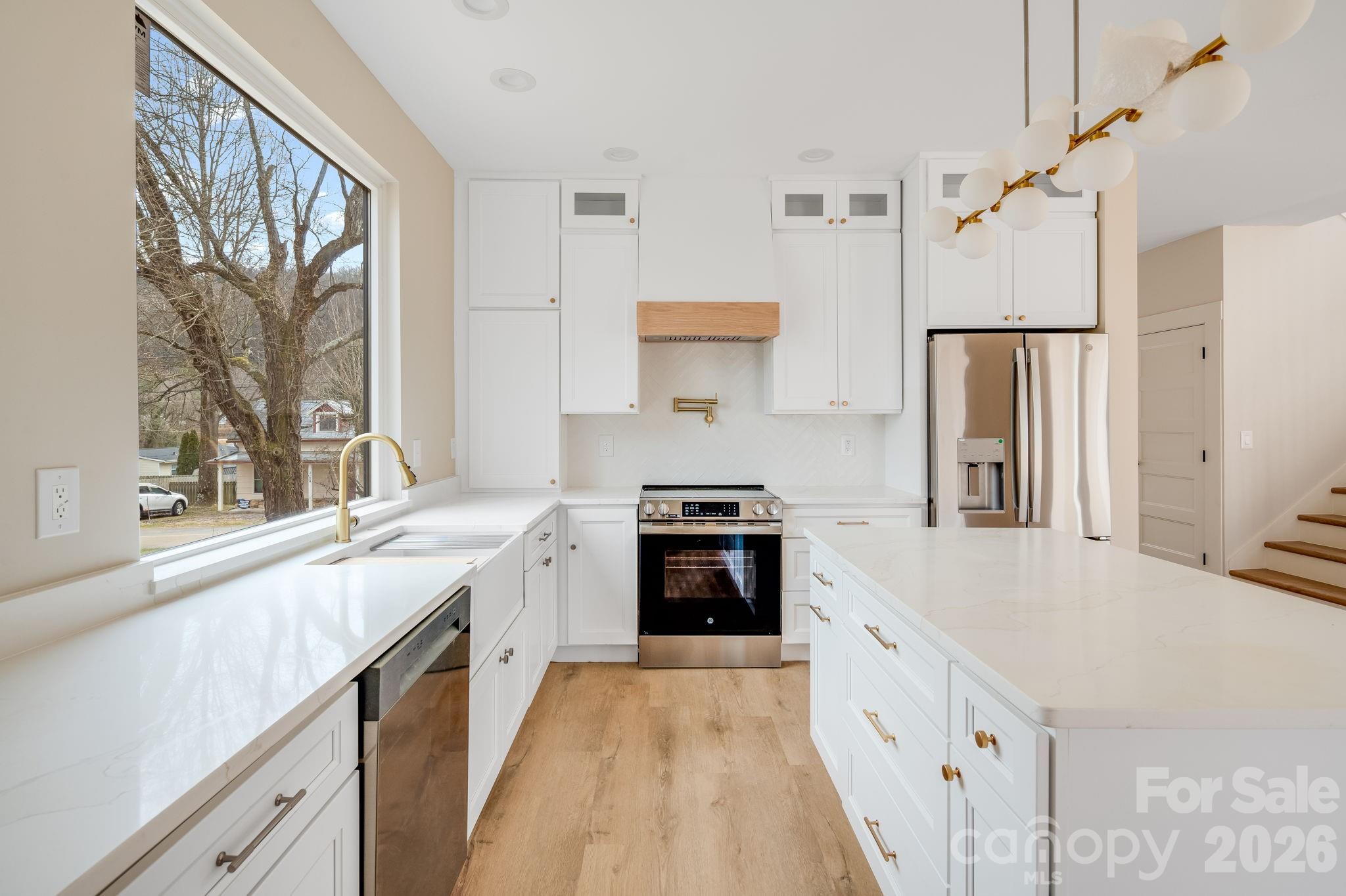 211 Ruby Avenue Black Mountain NC 28711