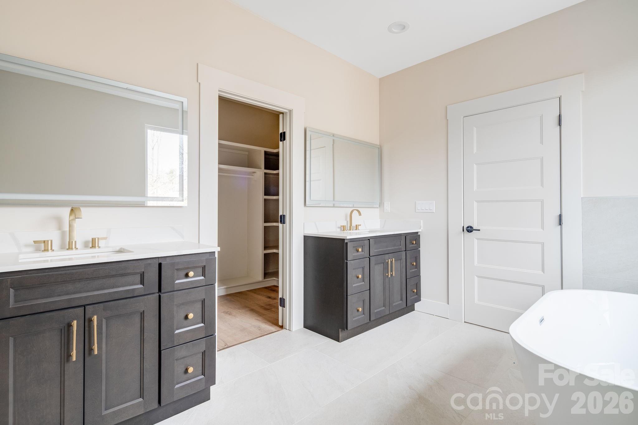 211 Ruby Avenue Black Mountain NC 28711