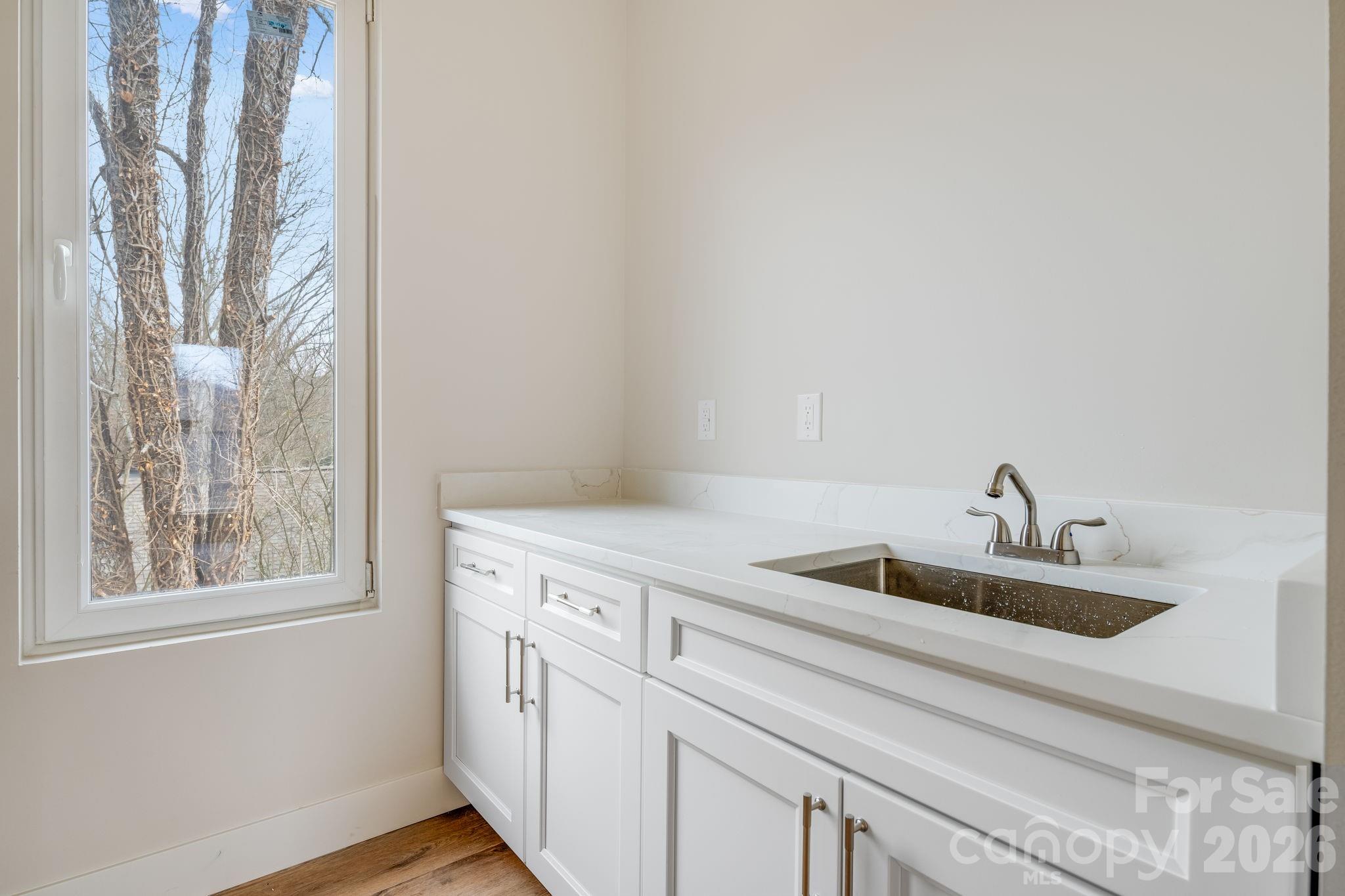 211 Ruby Avenue Black Mountain NC 28711