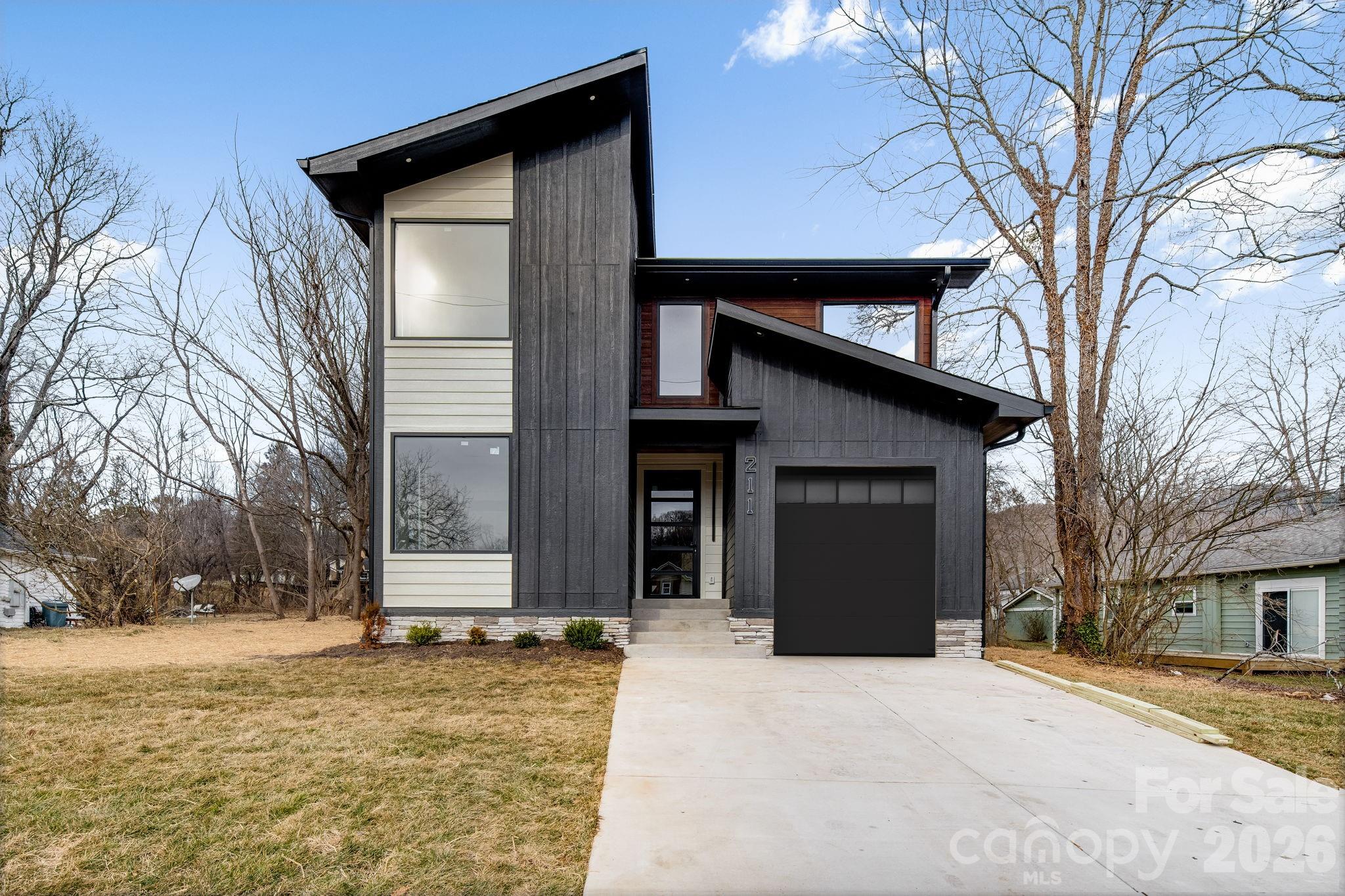 211 Ruby Avenue Black Mountain NC 28711
