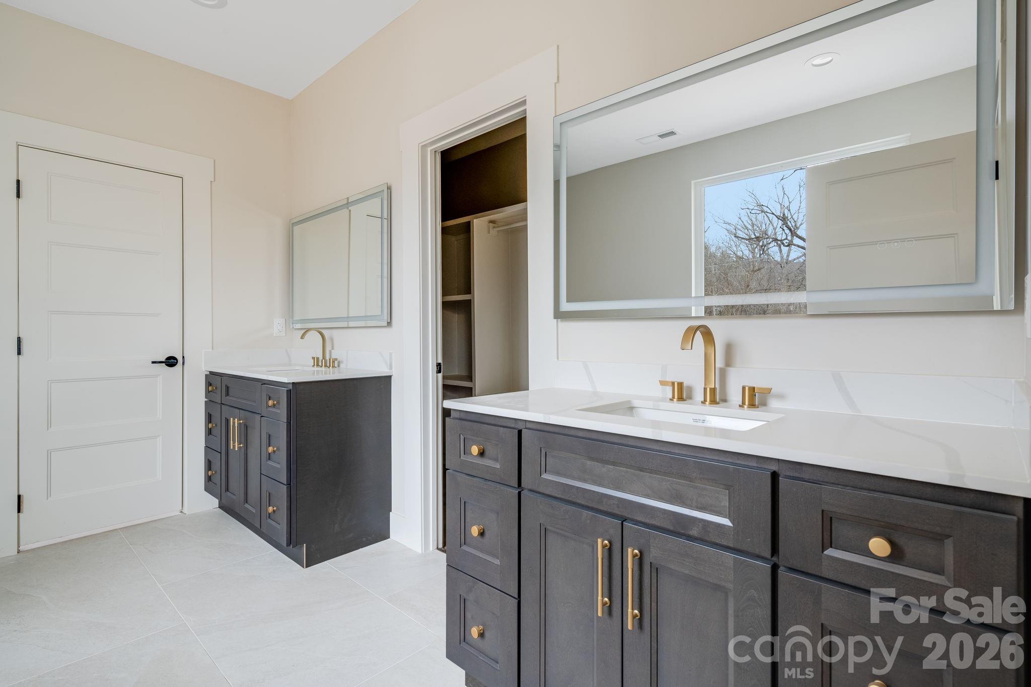 211 Ruby Avenue Black Mountain NC 28711