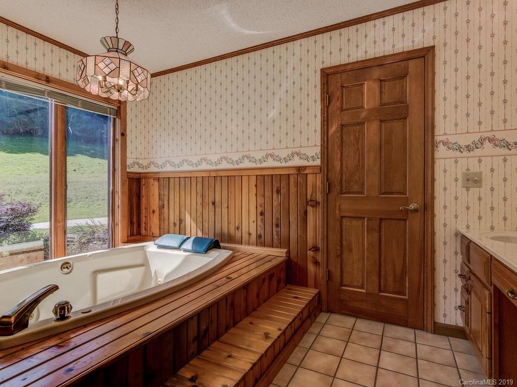 415 Beauty Spot Cove Road Mars Hill NC 28754