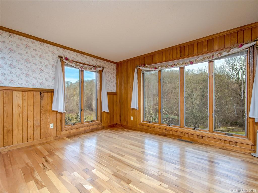 415 Beauty Spot Cove Road Mars Hill NC 28754