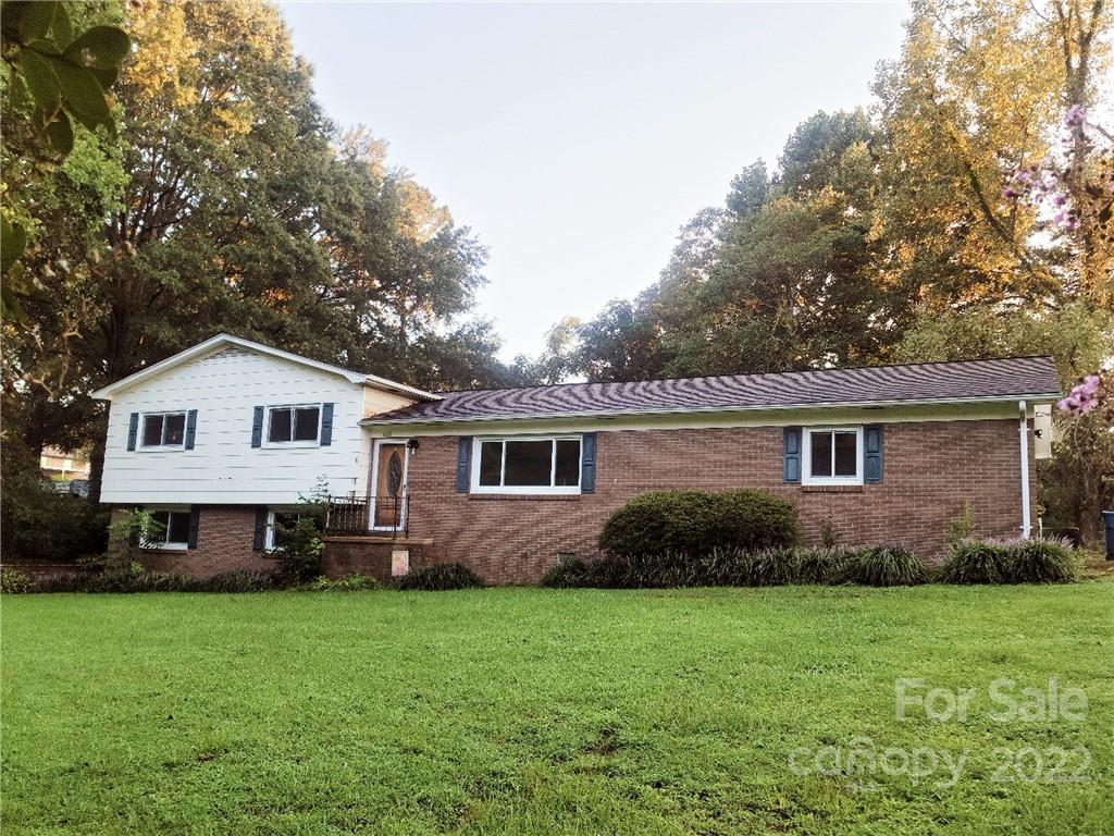 5061 36th Street Drive NE Hickory NC 28601