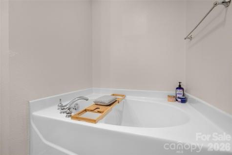 330 Bridal Veil Drive Charlotte NC 28217