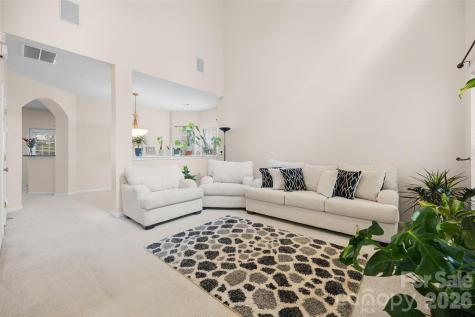 330 Bridal Veil Drive Charlotte NC 28217