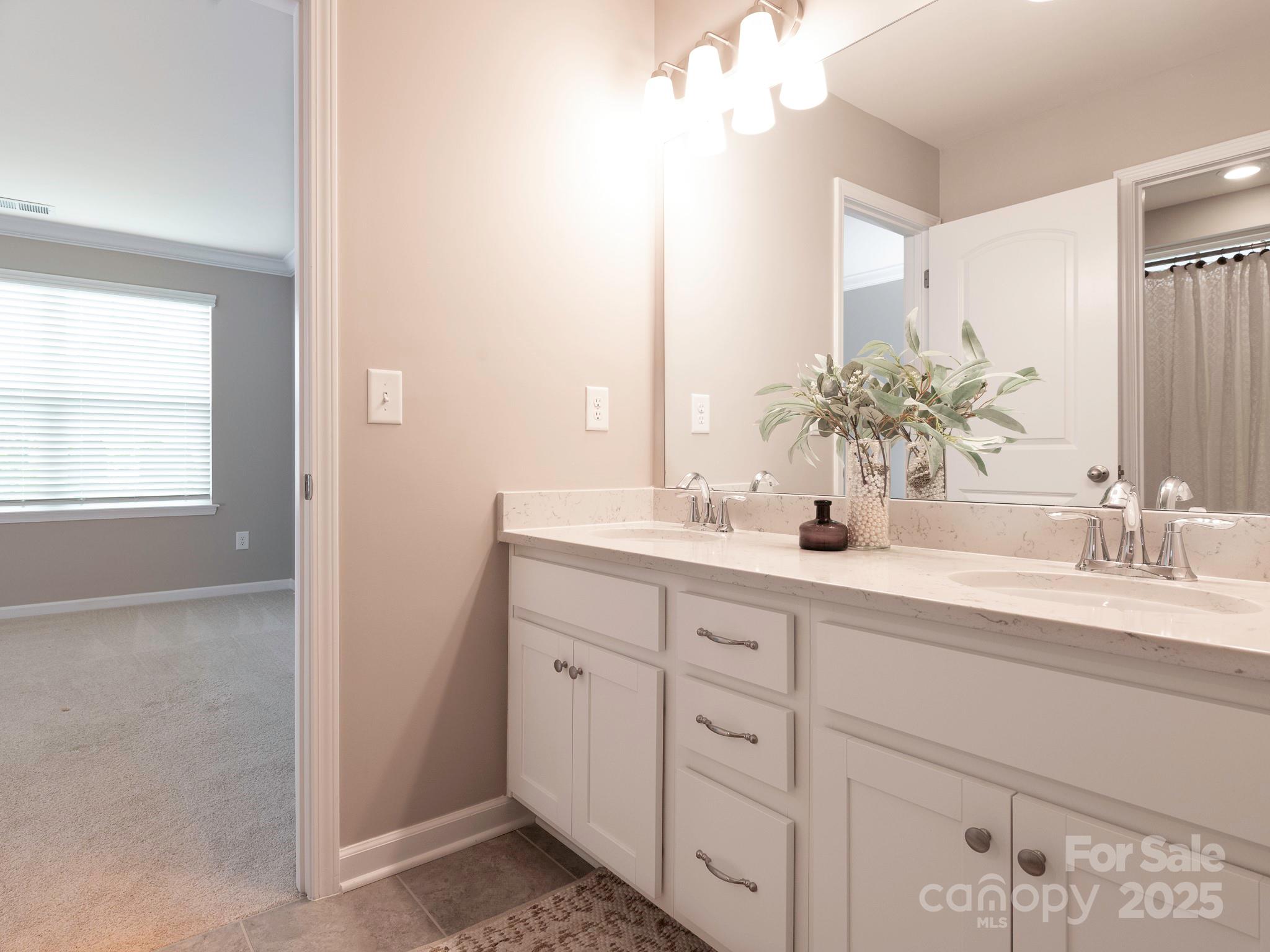 8065 Cornhill Avenue Charlotte NC 28277