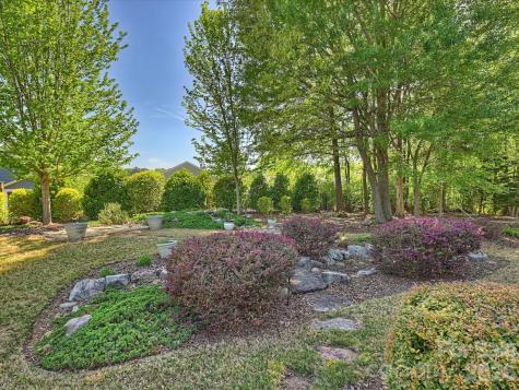 531 Trillium Way Belmont NC 28012
