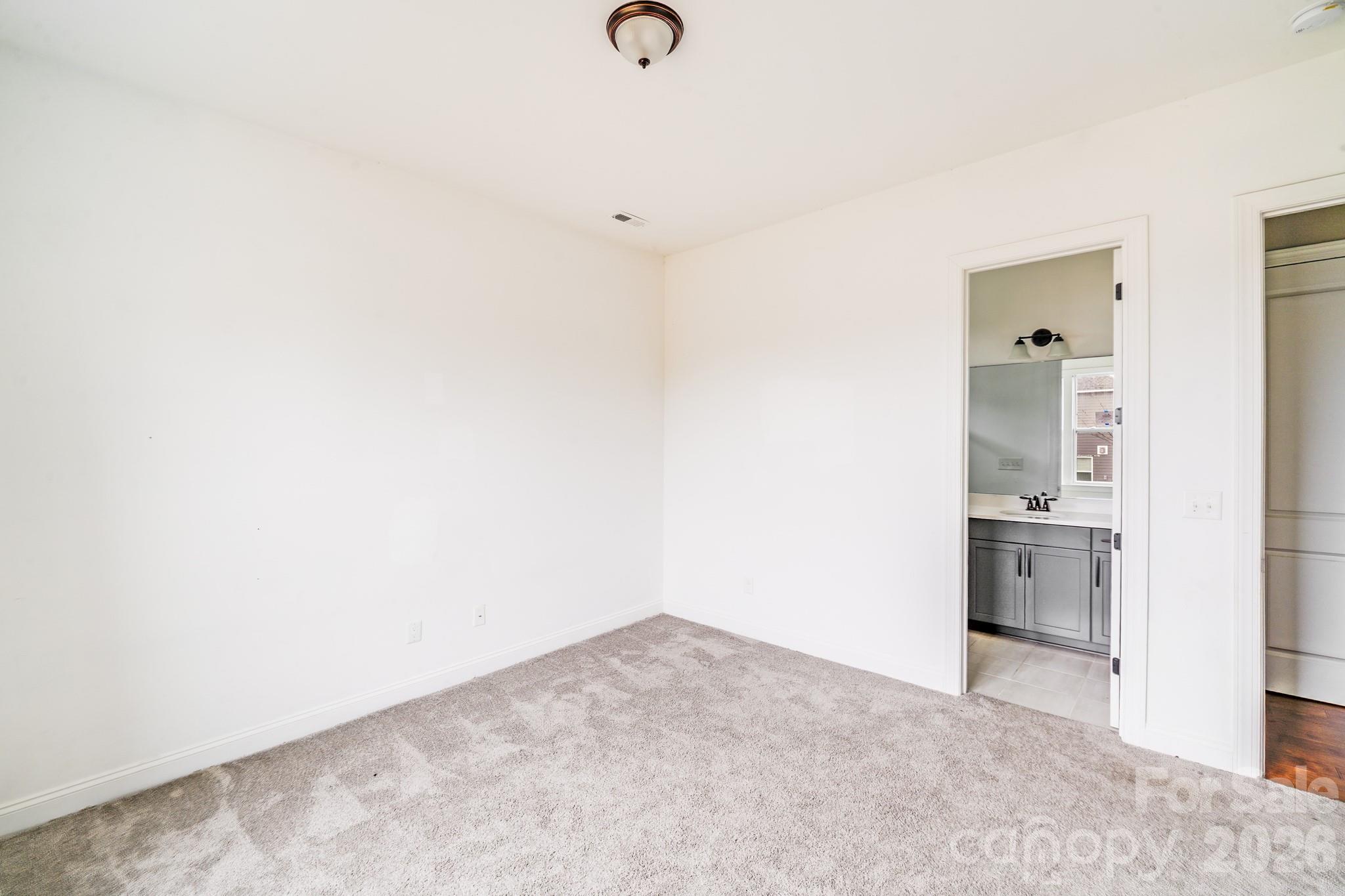 16004 Deer River Road Charlotte NC 28278