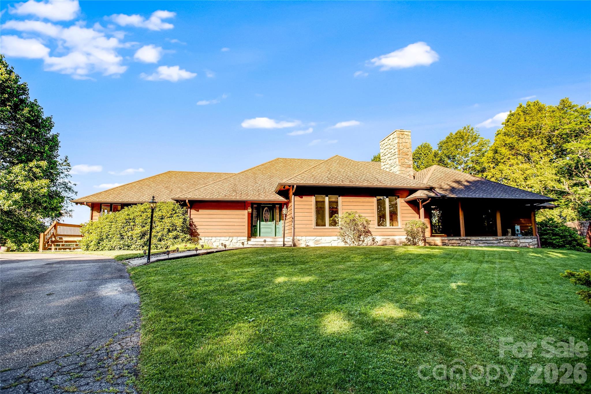 1087 Brigadoon Drive Clyde NC 28721
