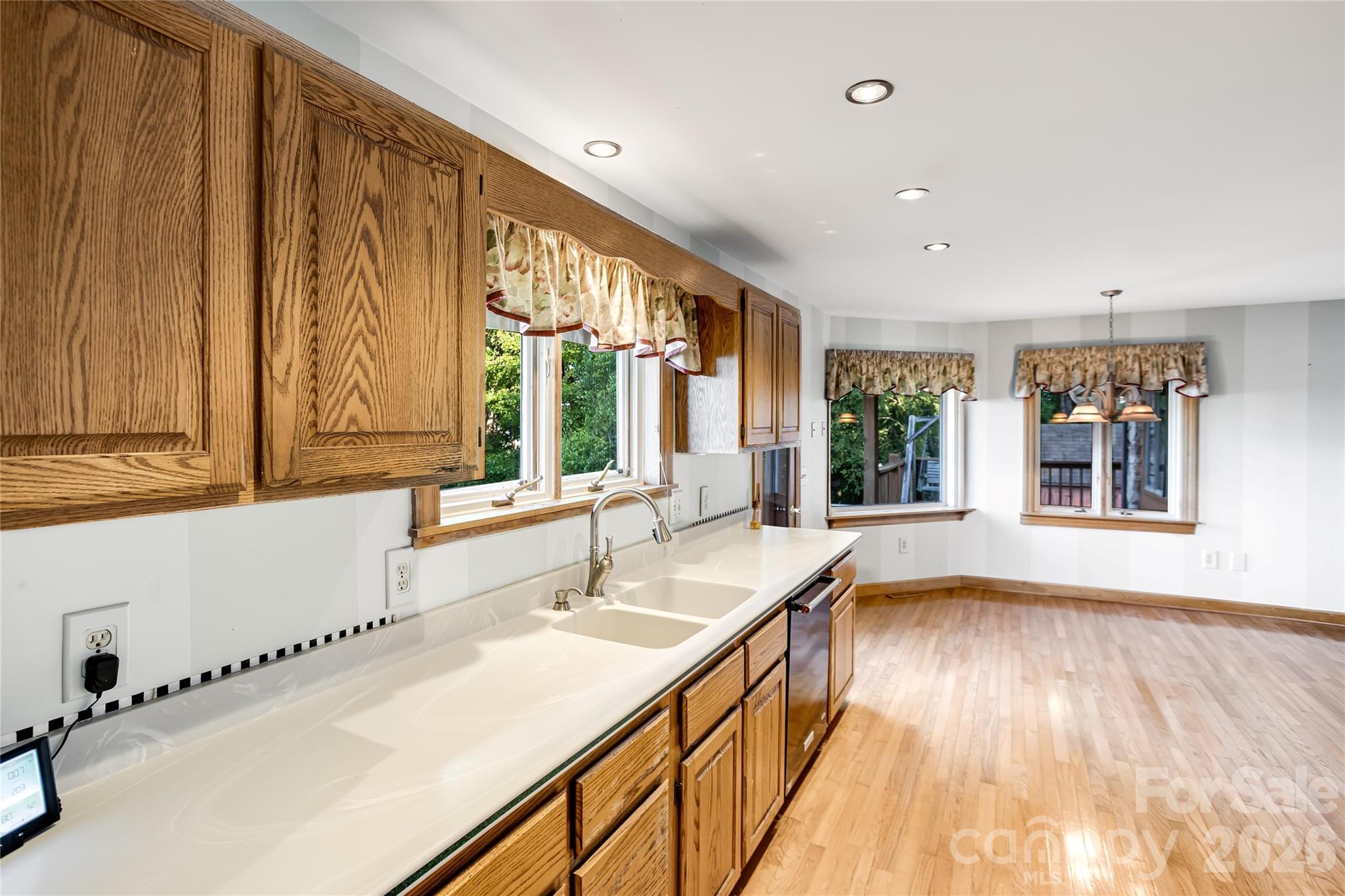 1087 Brigadoon Drive Clyde NC 28721
