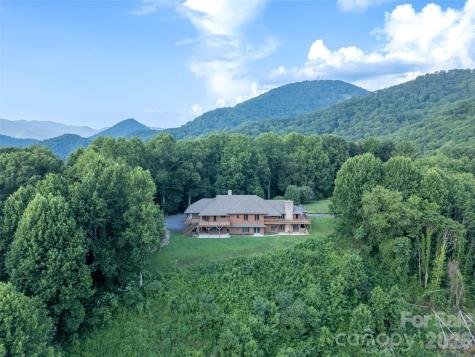 1087 Brigadoon Drive Clyde NC 28721