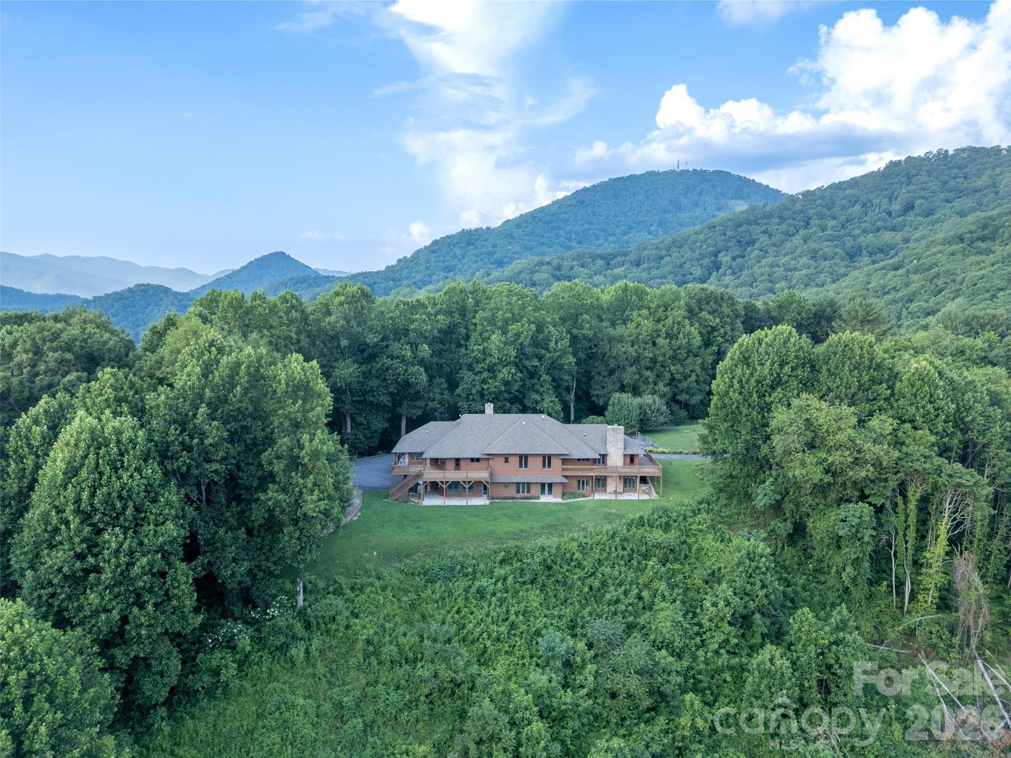 1087 Brigadoon Drive Clyde NC 28721