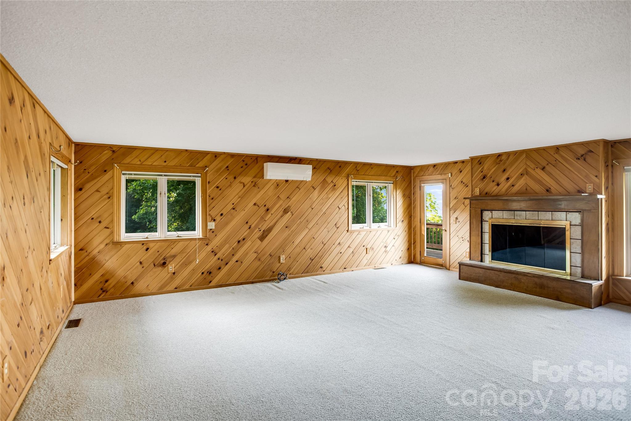 1087 Brigadoon Drive Clyde NC 28721