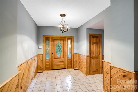 1087 Brigadoon Drive Clyde NC 28721