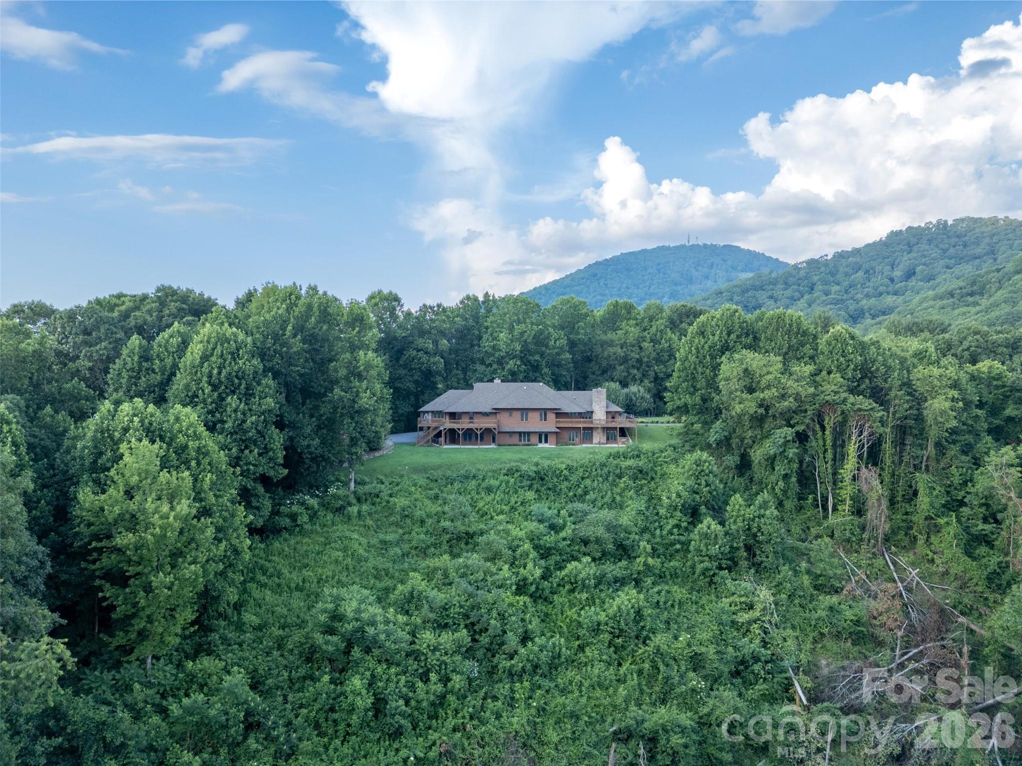 1087 Brigadoon Drive Clyde NC 28721