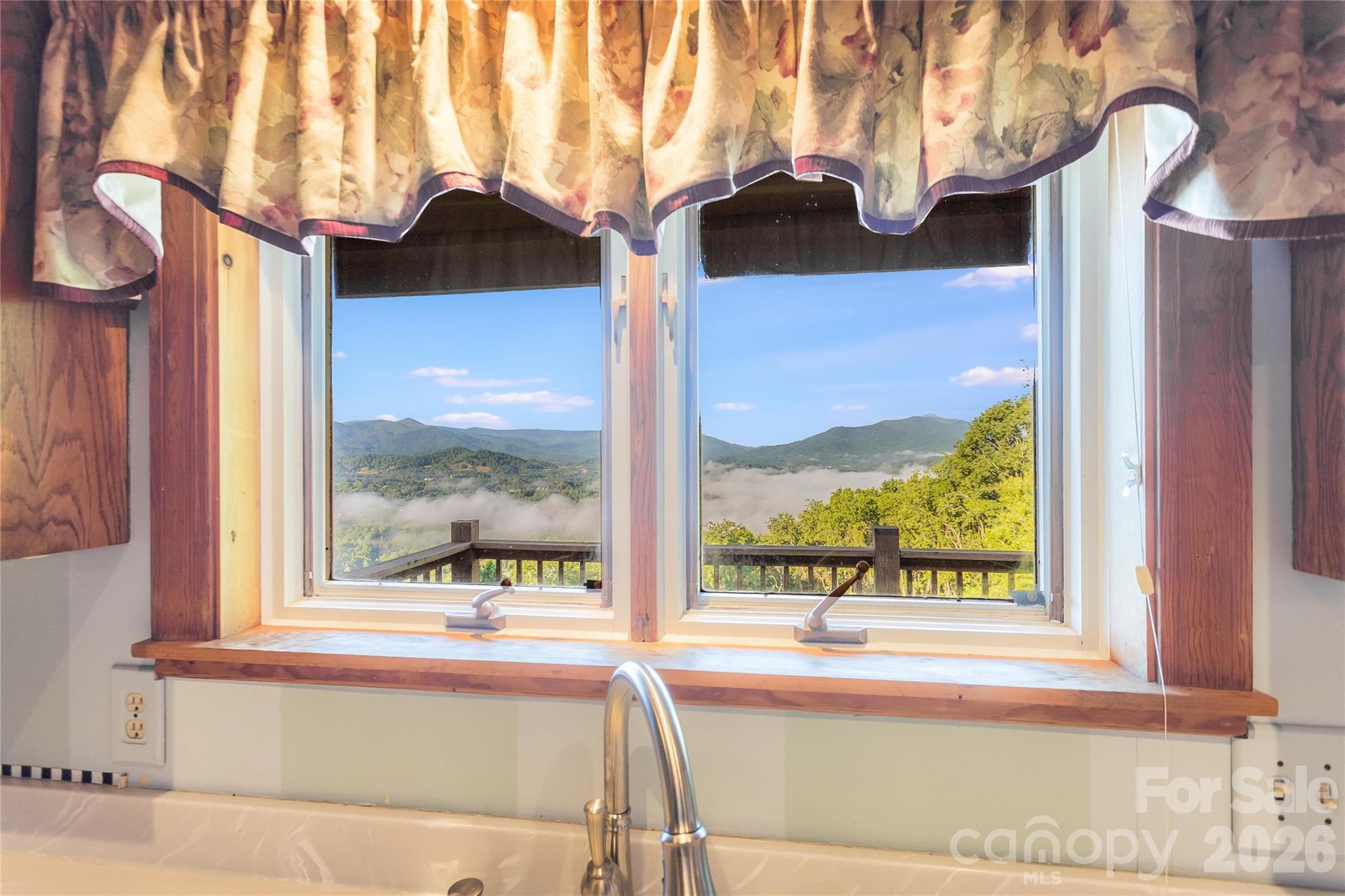1087 Brigadoon Drive Clyde NC 28721