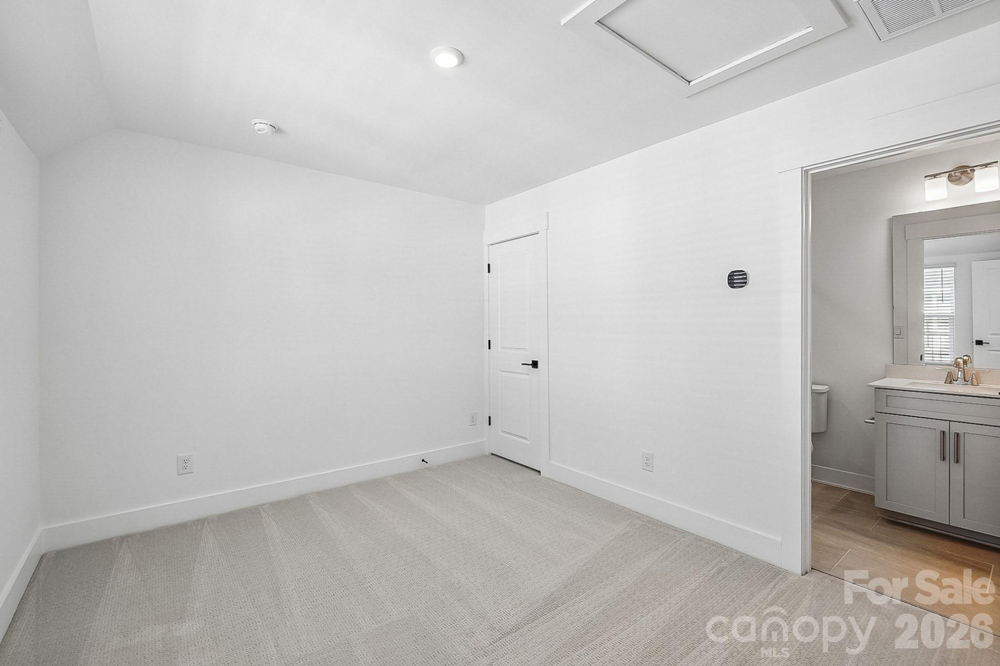 1131 Kokomo Lane Charlotte NC 28206
