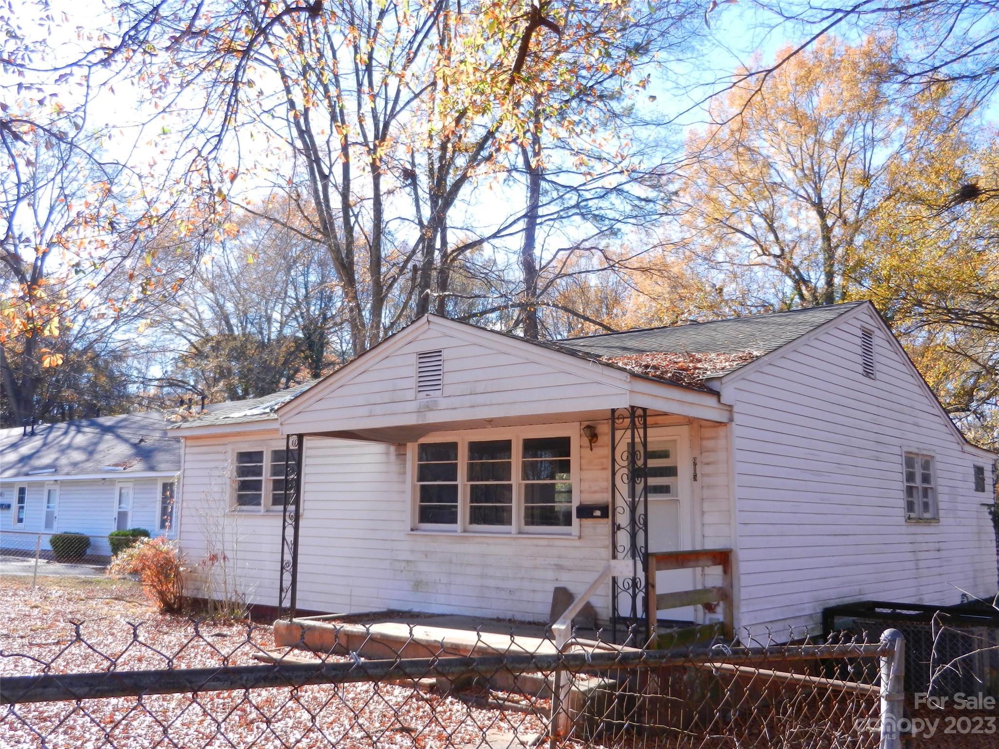 915 N Weldon Street Gastonia NC 28052