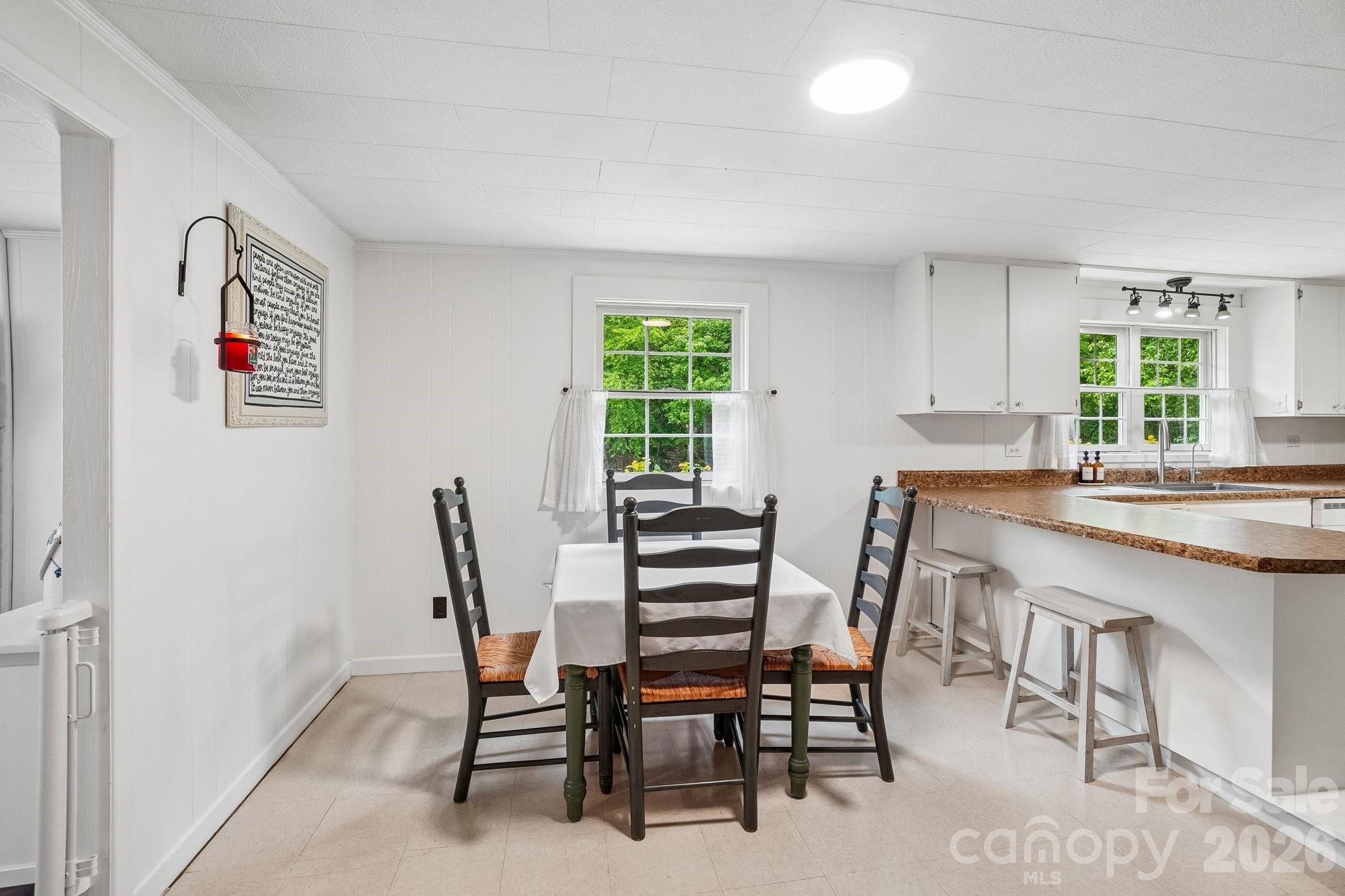434 Dovers Branch Road Burnsville NC 28714