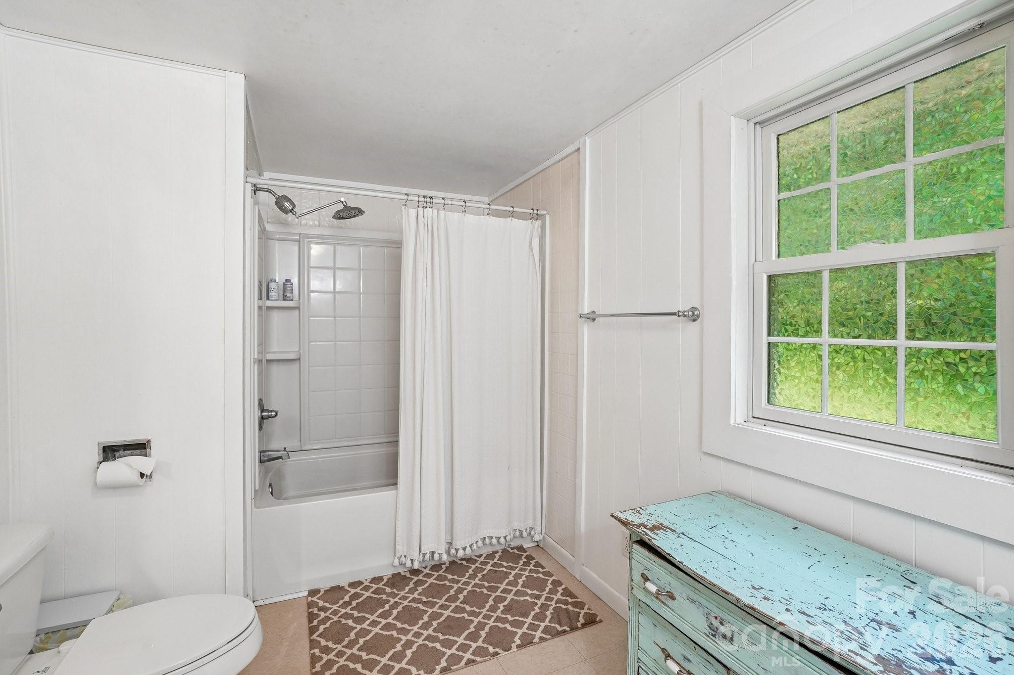 434 Dovers Branch Road Burnsville NC 28714