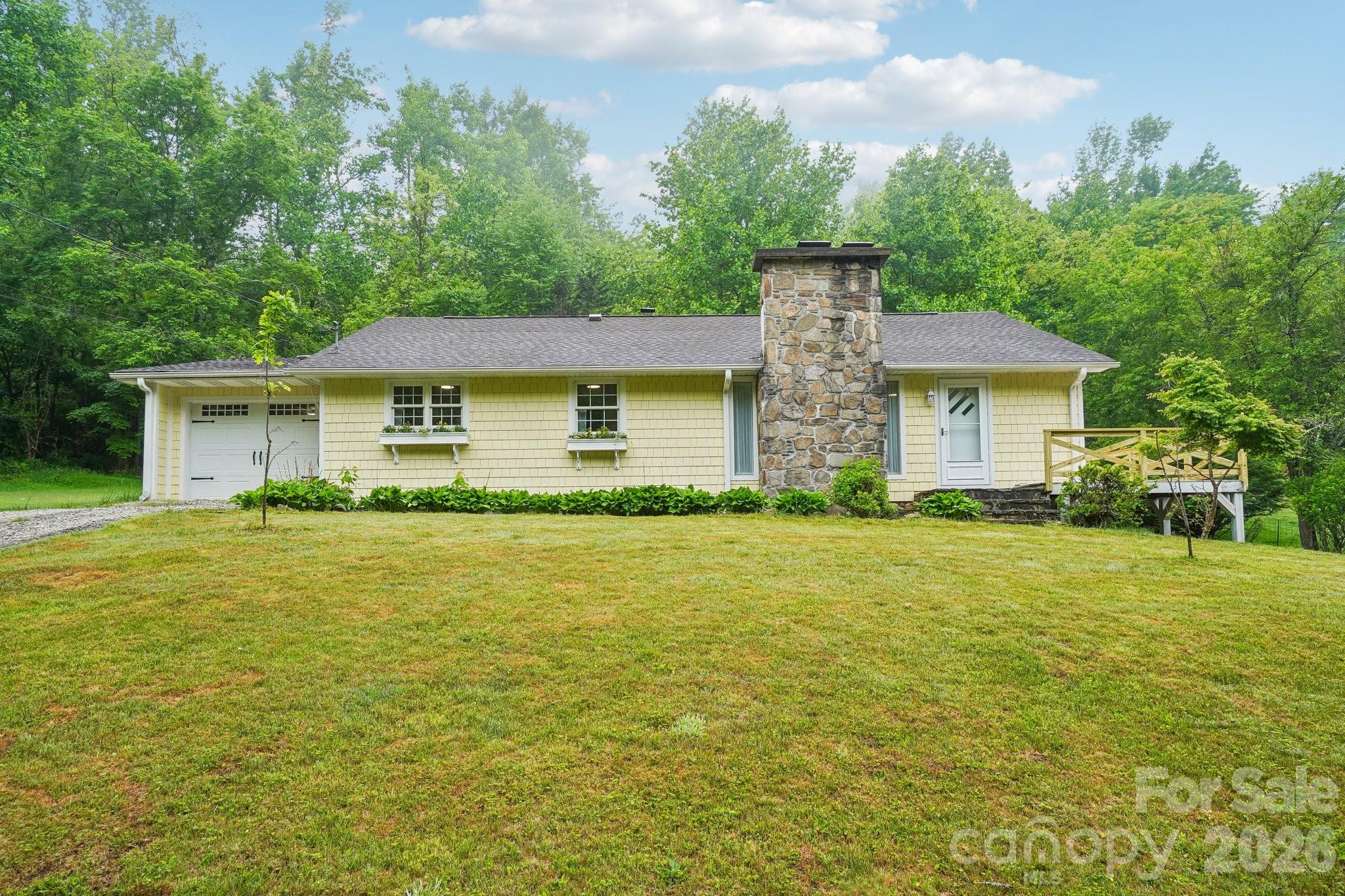 434 Dovers Branch Road Burnsville NC 28714