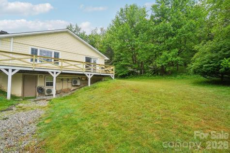 434 Dovers Branch Road Burnsville NC 28714