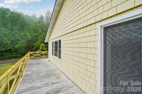 434 Dovers Branch Road Burnsville NC 28714