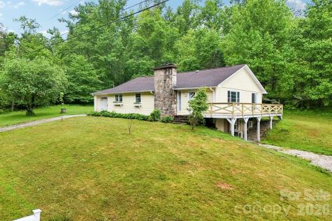 434 Dovers Branch Road Burnsville NC 28714