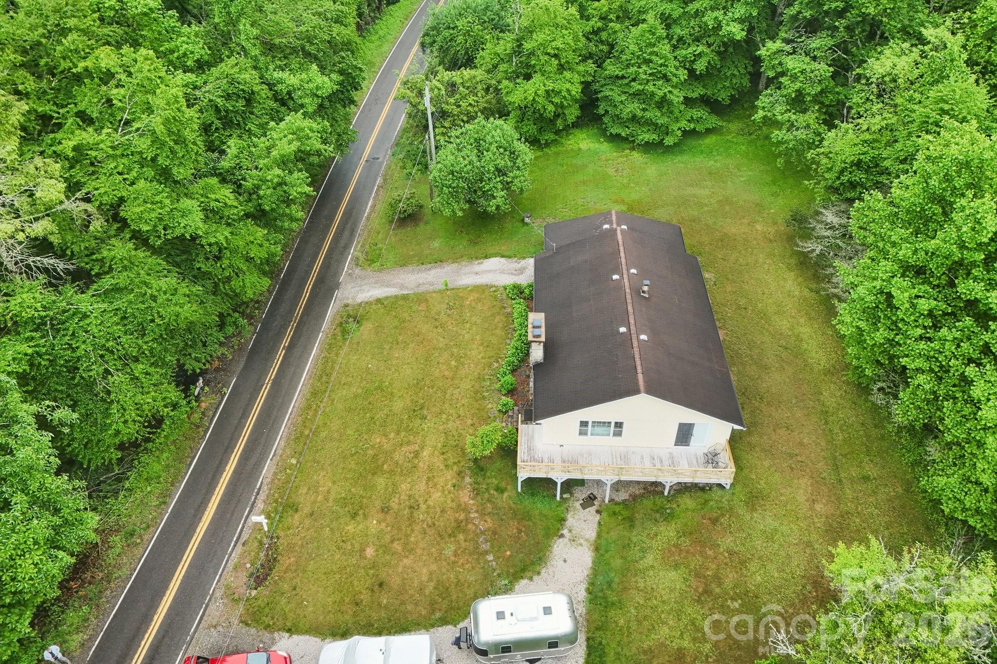 434 Dovers Branch Road Burnsville NC 28714