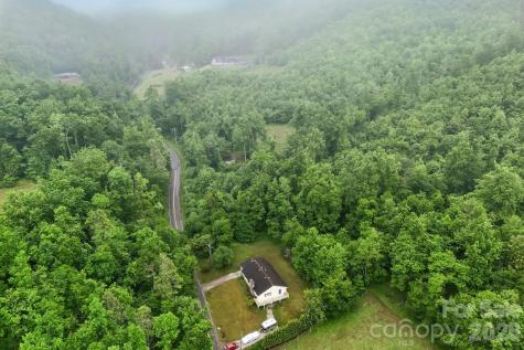 434 Dovers Branch Road Burnsville NC 28714