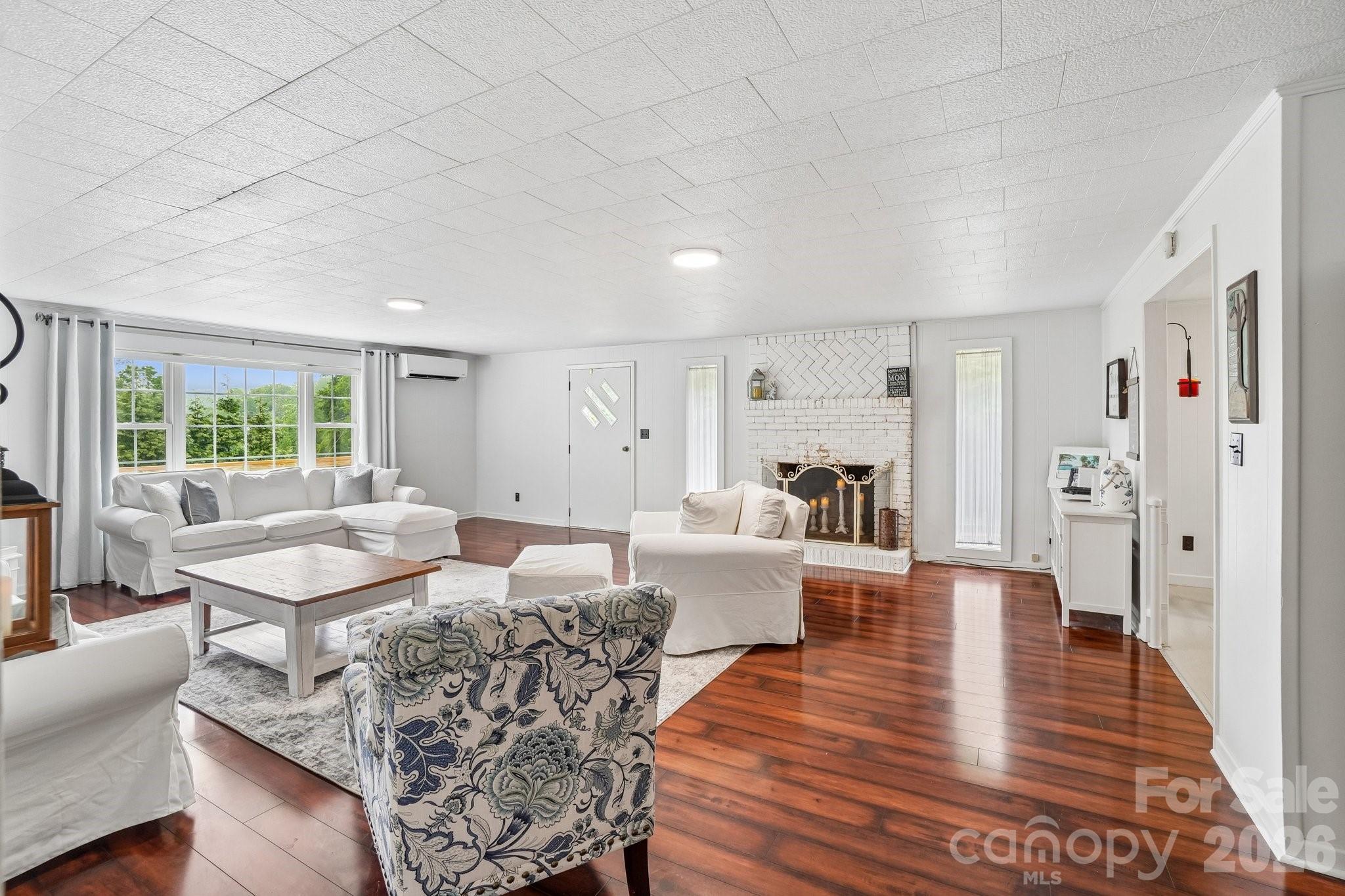 434 Dovers Branch Road Burnsville NC 28714