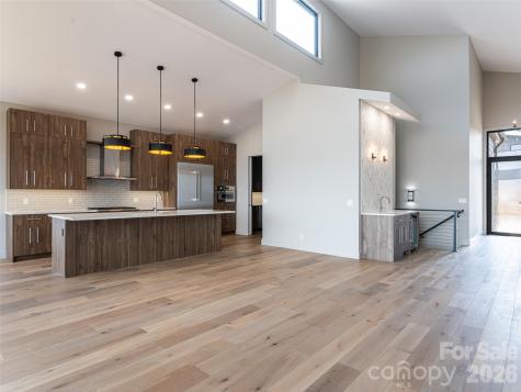 247 Coachman Drive Hendersonville NC 28791