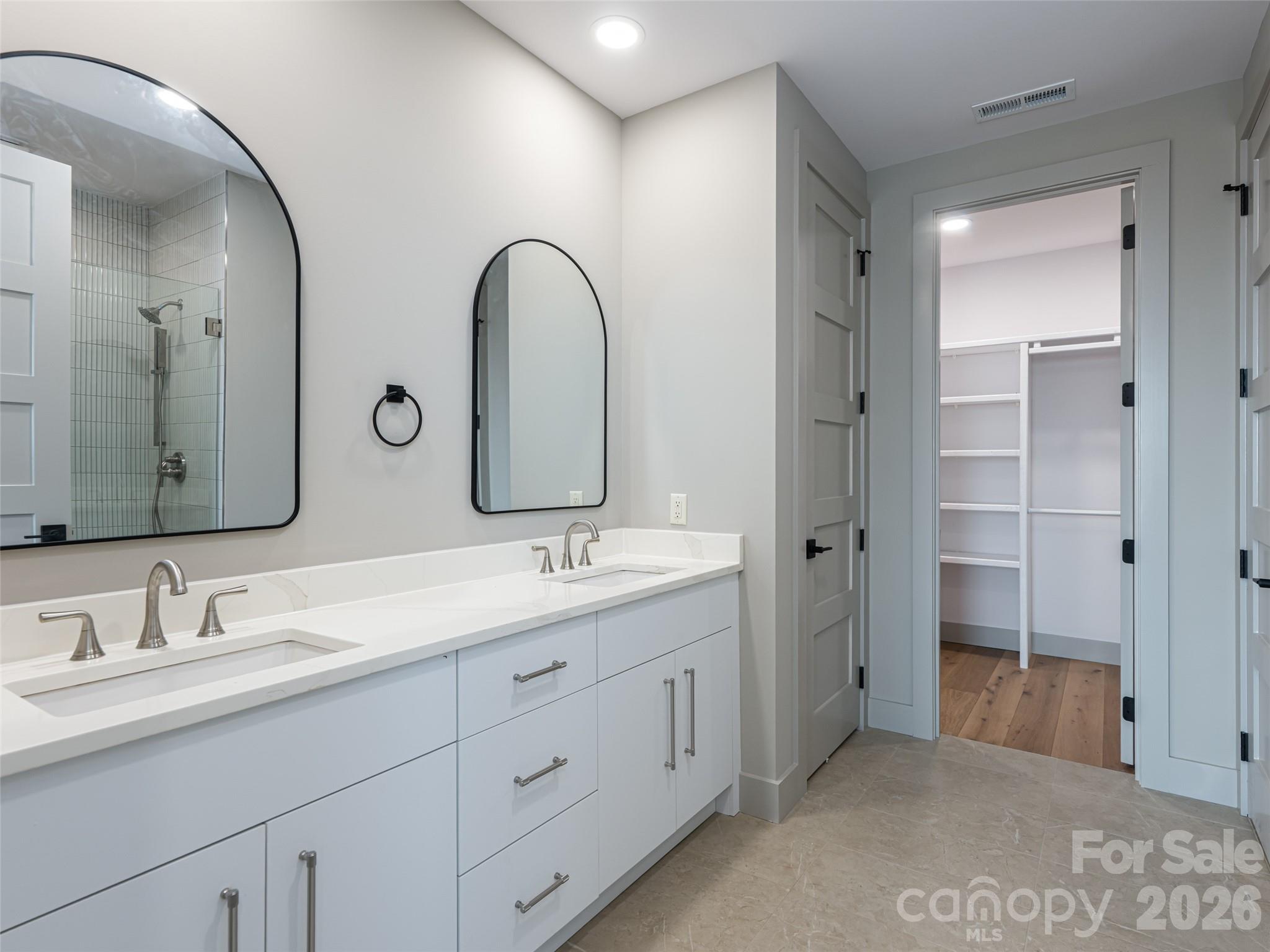 247 Coachman Drive Hendersonville NC 28791