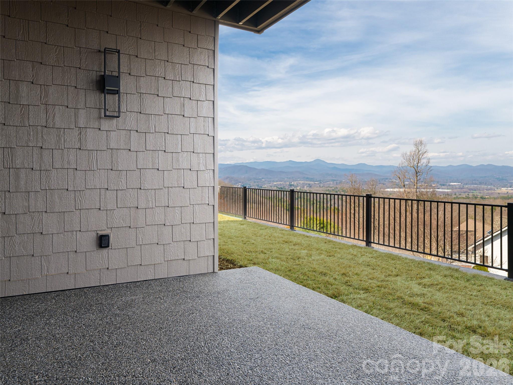 247 Coachman Drive Hendersonville NC 28791