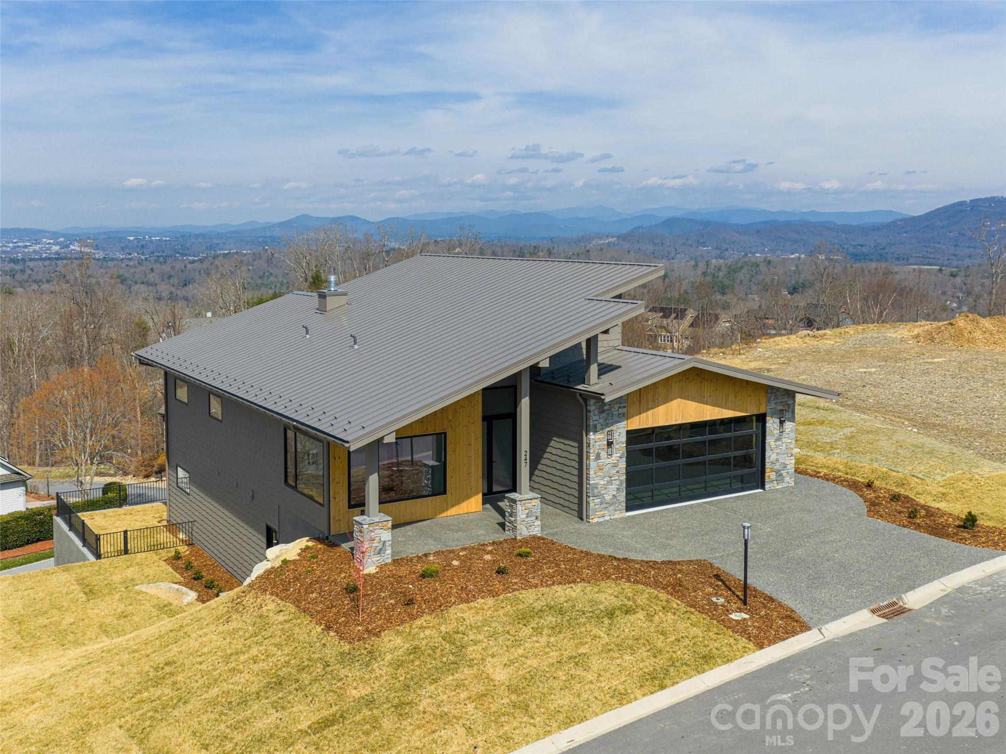 247 Coachman Drive Hendersonville NC 28791