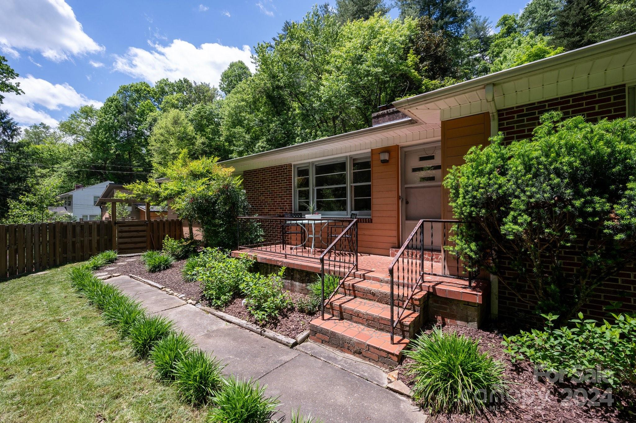 145 Walnut Creek Road Marshall NC 28753