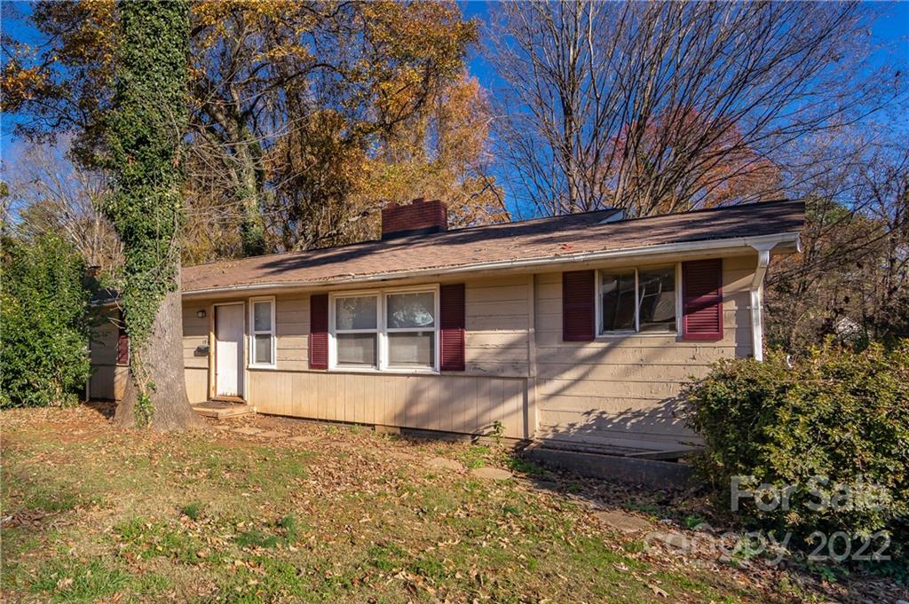 1945 Camp Greene Street Charlotte NC 28208