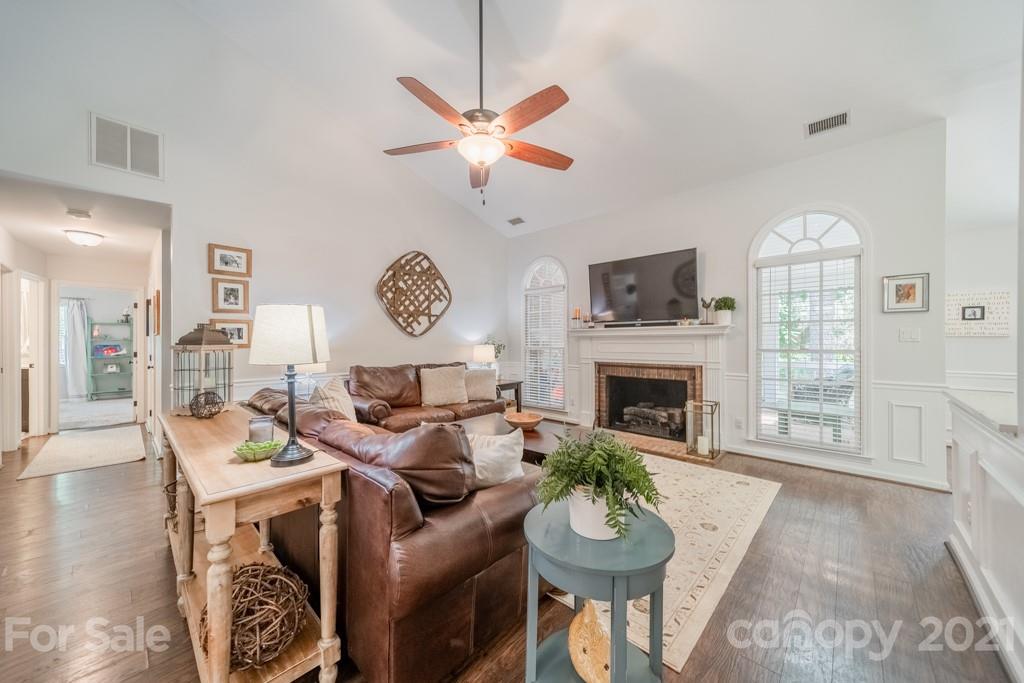 4908 Hickory Lake Lane Matthews NC 28105
