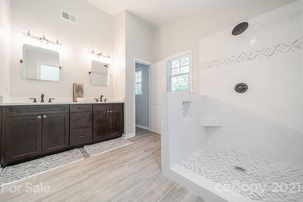 4908 Hickory Lake Lane Matthews NC 28105