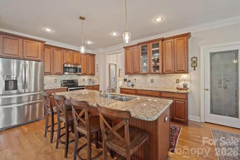 1890 Waterbury Court Hickory NC 28602